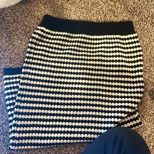 NWOT maxi knit skirt